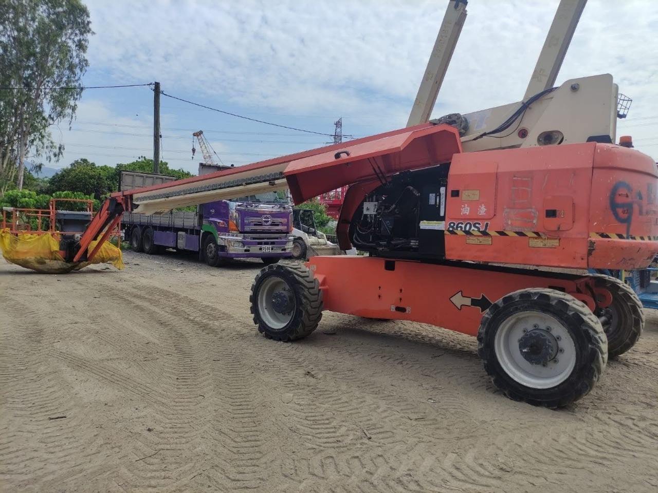 Sold - Telescopic Boom Lift - View 2